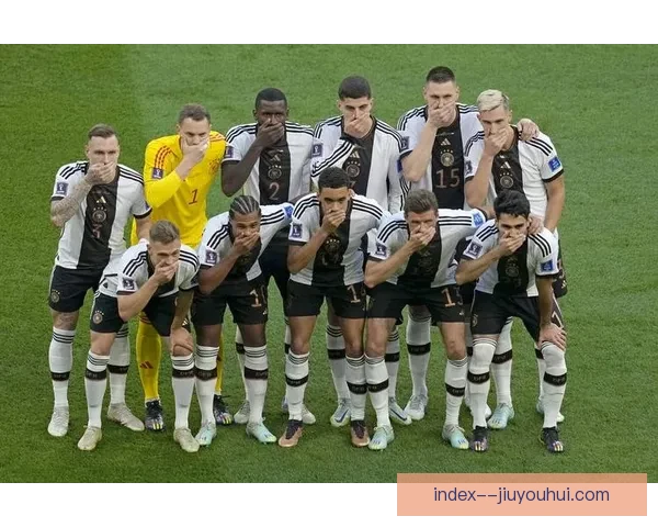 从战术定位到心理压力解析福登对阵德国世预赛低迷原因全面观察